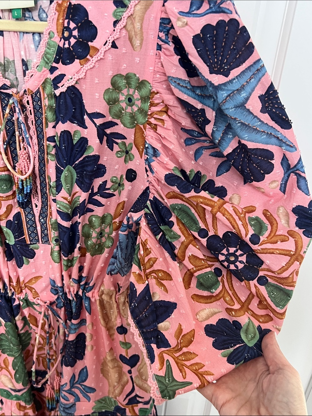 FARM Rio Pink Seashell & Floral Print Mini Dress Size Large - Picture 7 of 10